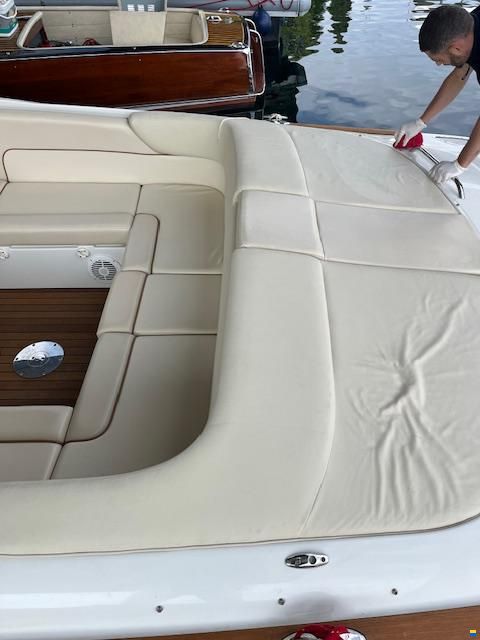 Chris Craft 28 LG Corsair