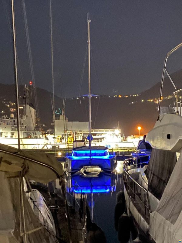 Fountaine Pajot Lucia 40