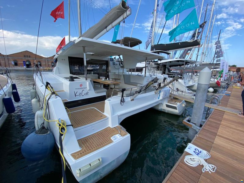 Fountaine Pajot Lucia 40