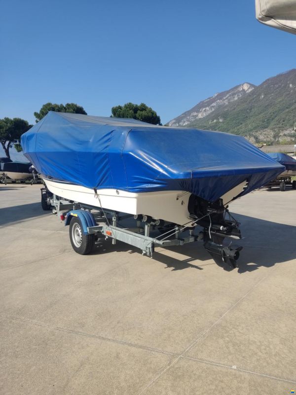 Bayliner Discovery 192