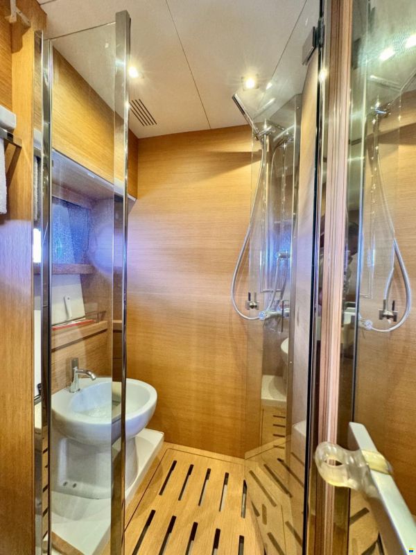 Sundeck 550