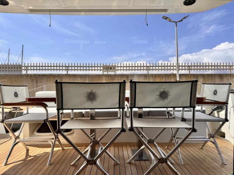 Sundeck 550