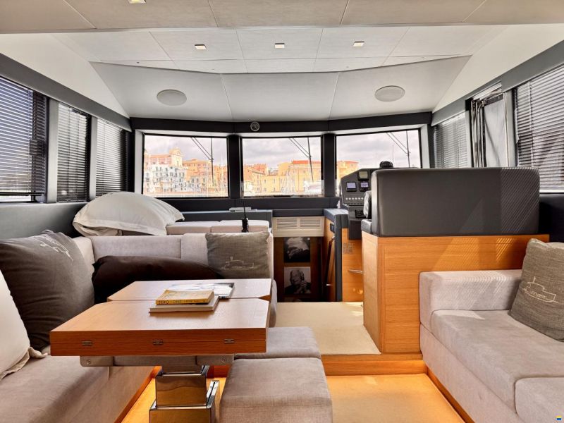 Sundeck 550