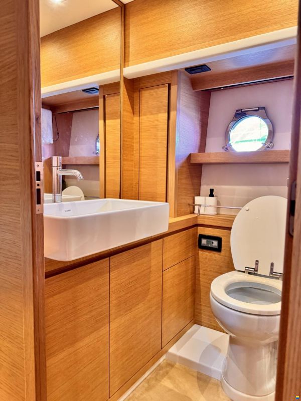 Sundeck 550