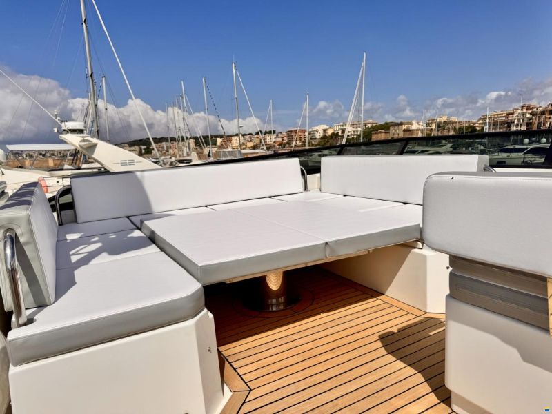 Sundeck 550
