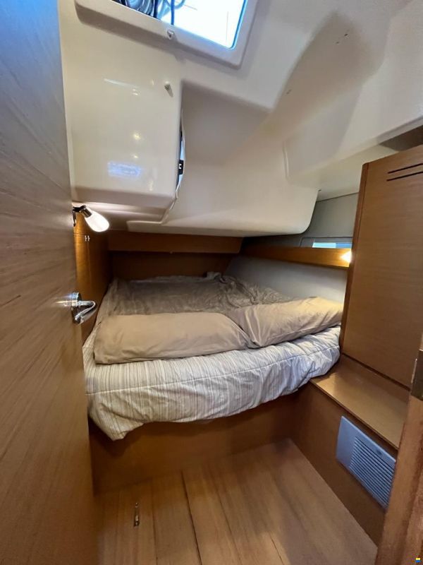Dufour Grand Large 460