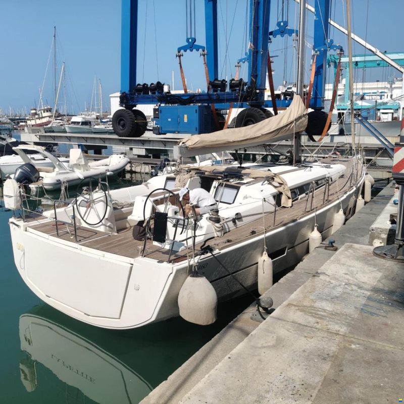 Dufour Grand Large 460