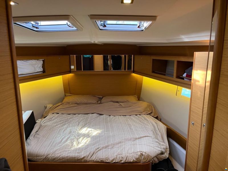 Dufour Grand Large 460