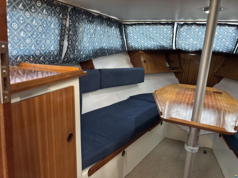Saga 27 AC