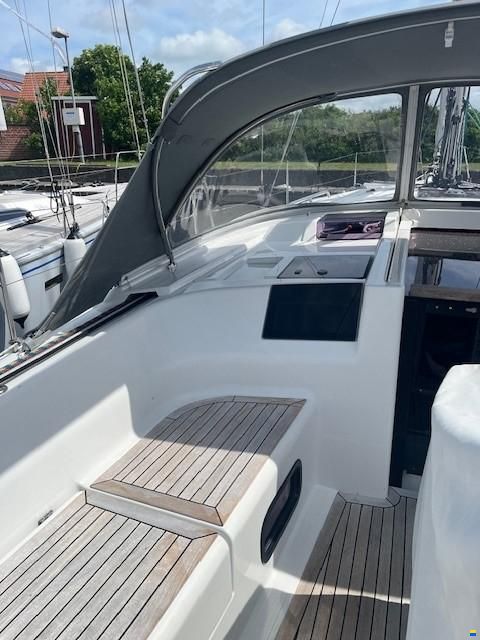 Hanse 415