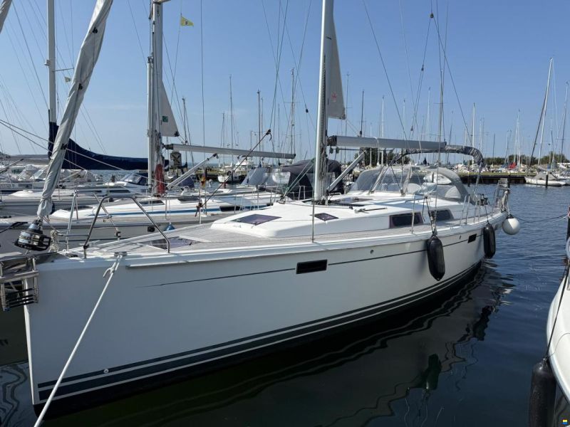 Hanse 415