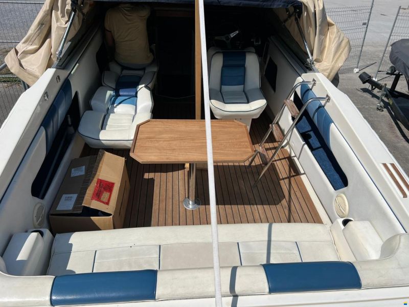 Sea Ray 260 CC
