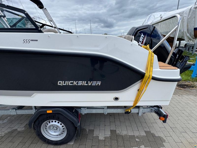 Quicksilver Activ 555