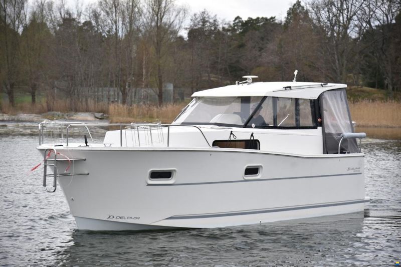 Delphia 800 Escape