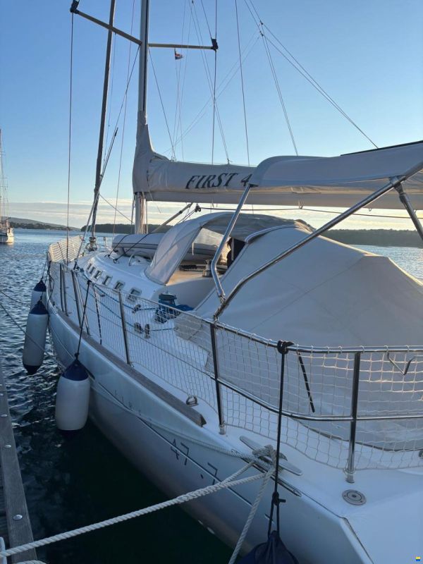 Beneteau First 47.7