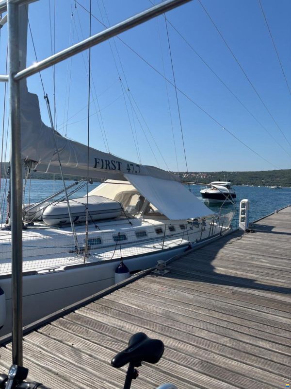 Beneteau First 47.7