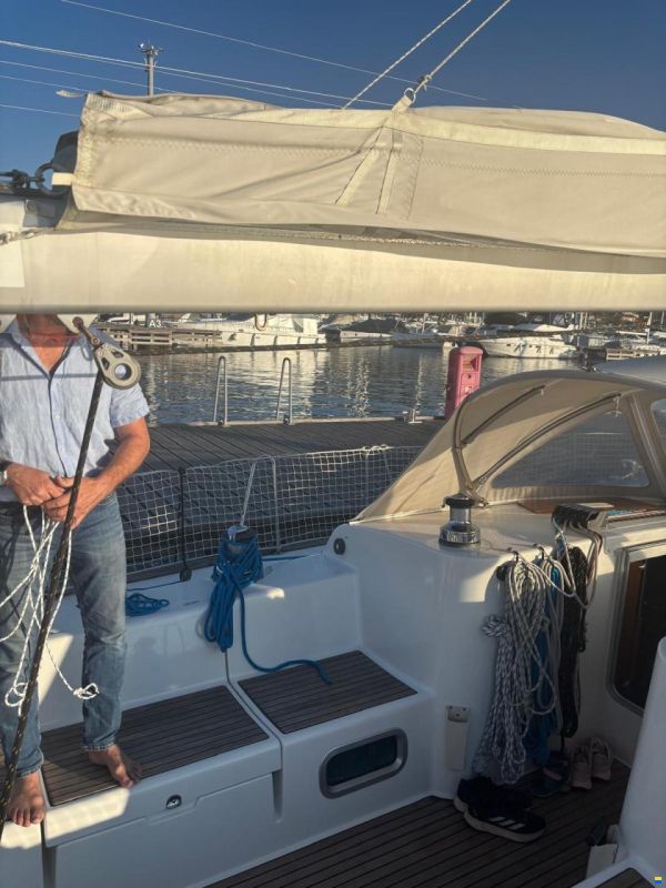 Beneteau First 47.7