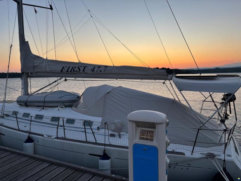 Beneteau First 47.7