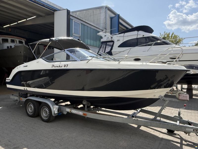 Quicksilver Activ 645 Cabin