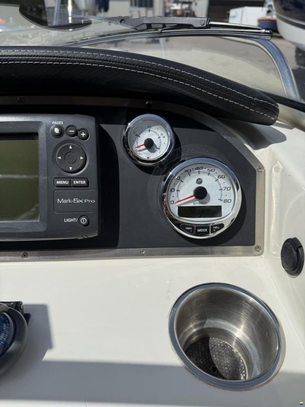 Quicksilver Activ 645 Cabin