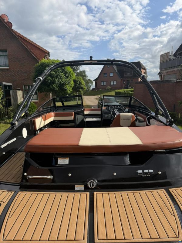 Sea Ray 19 SPX