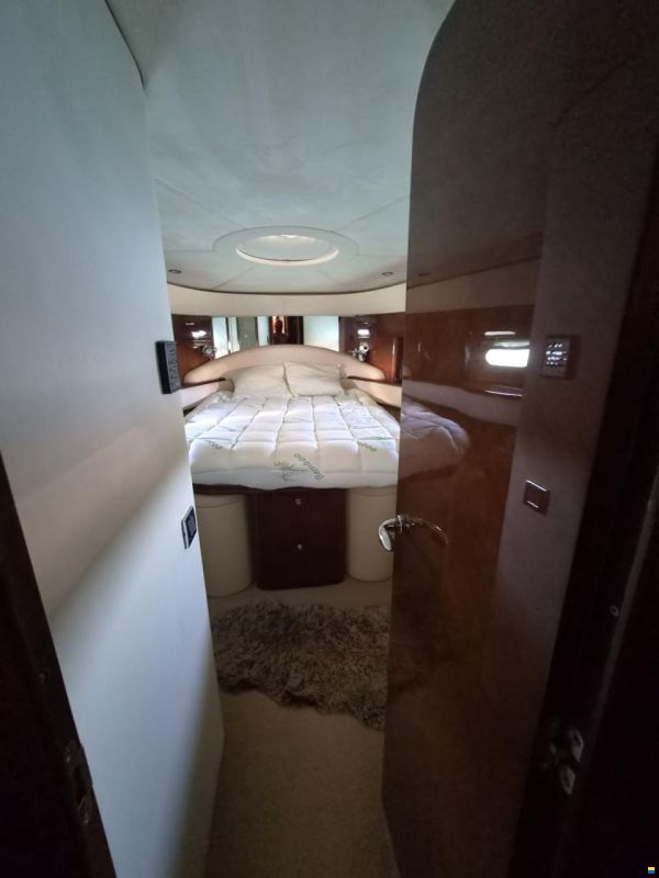 Princess 61