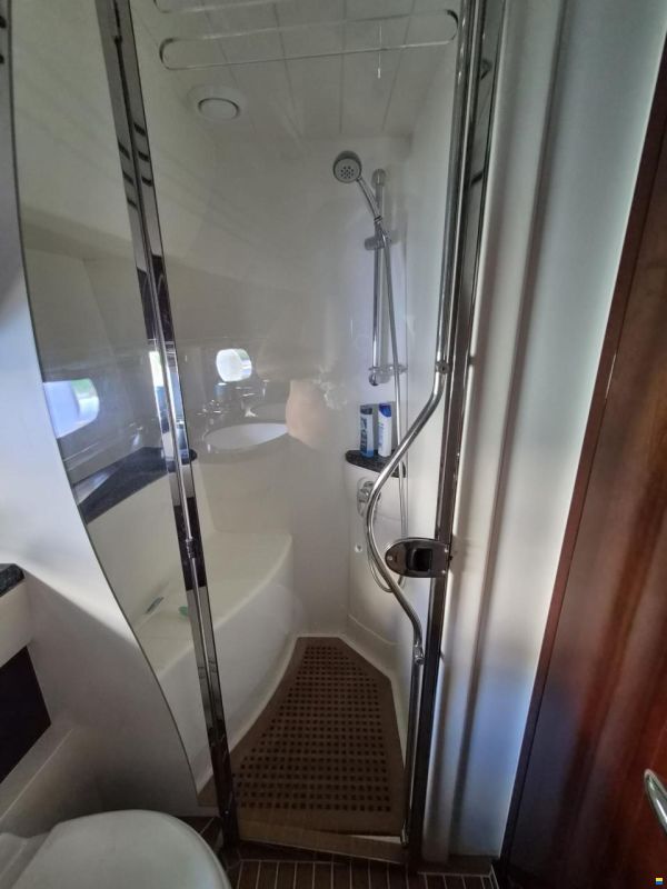 Princess 61