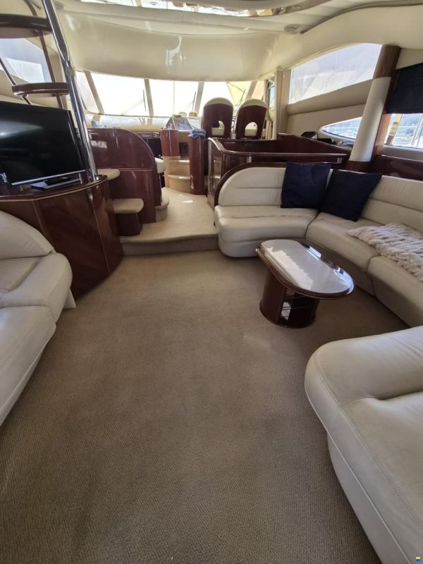 Princess 61