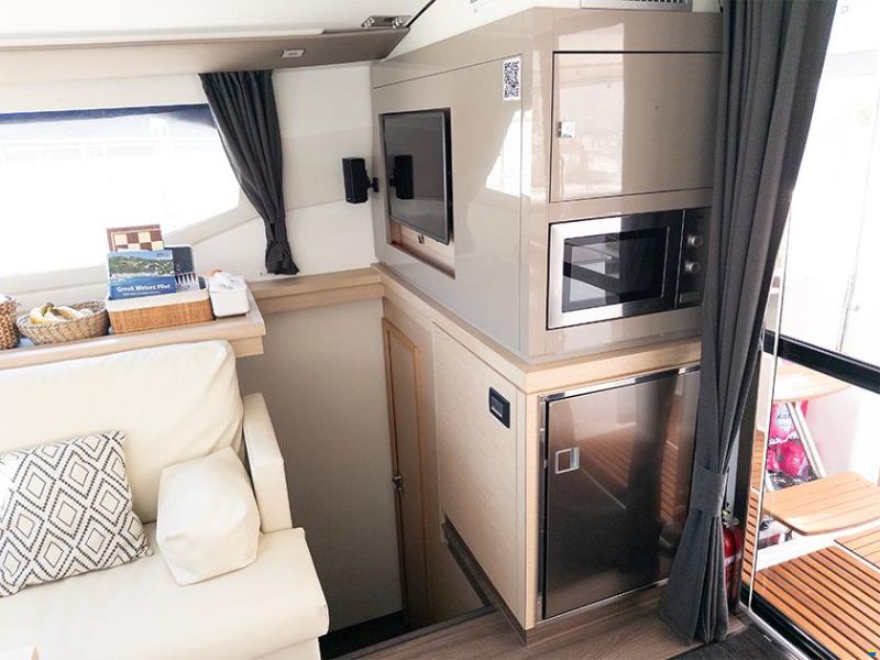 Fountaine Pajot Saona 47