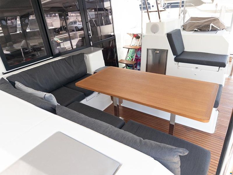 Fountaine Pajot Saona 47