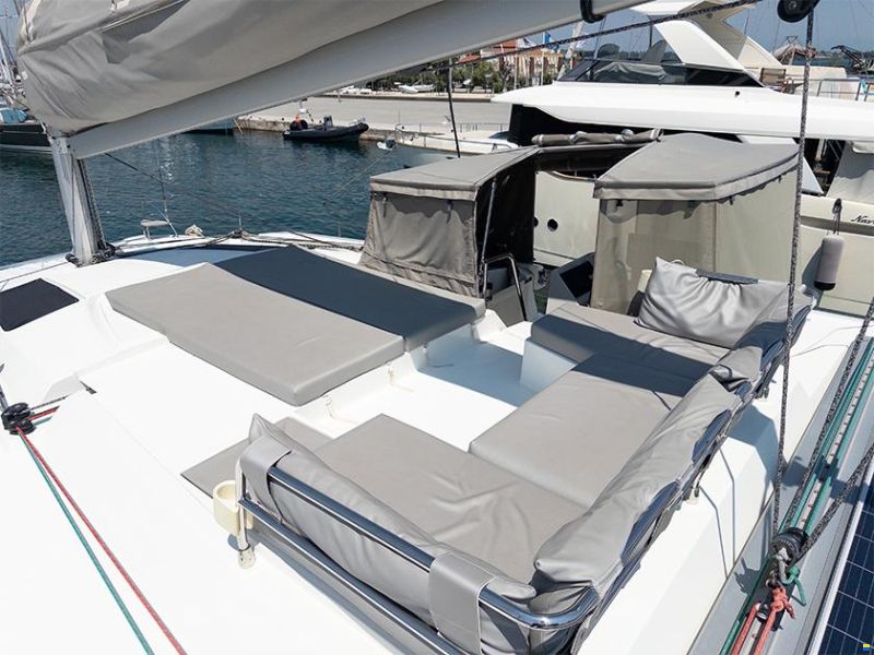 Fountaine Pajot Saona 47