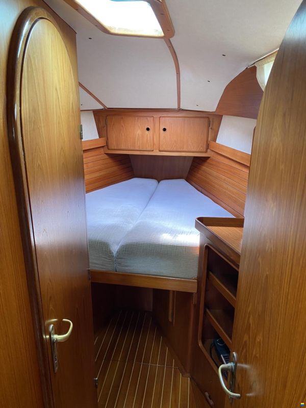 Asmus Hanseat A37