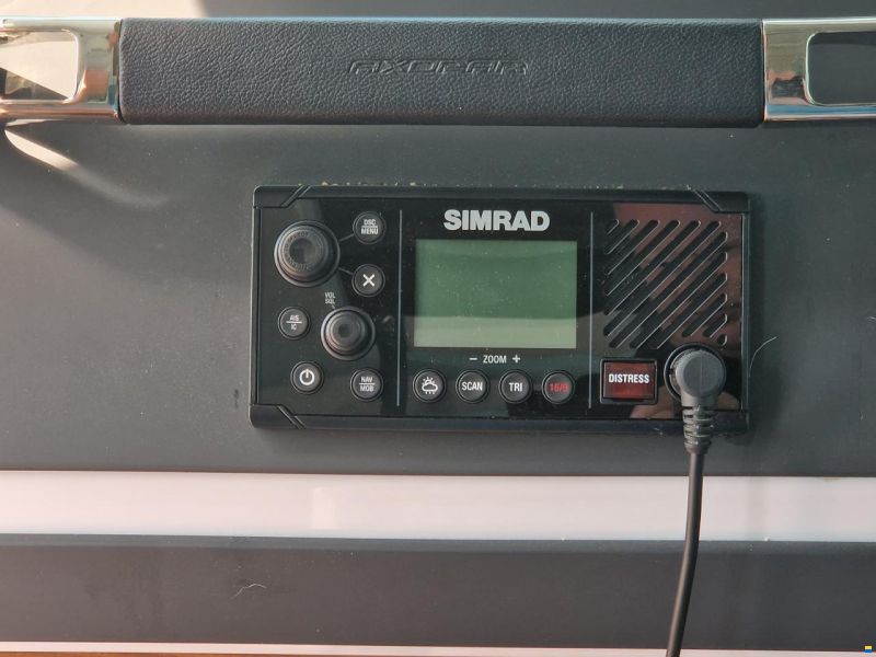 Axopar 28
