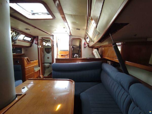 Poncin Diva 38