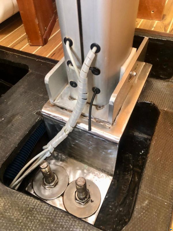 Poncin Diva 38