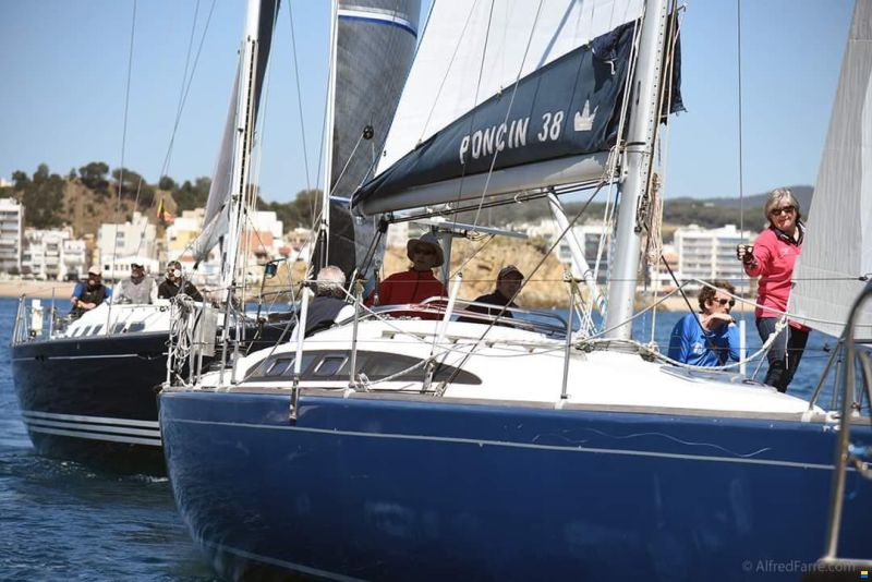 Poncin Diva 38