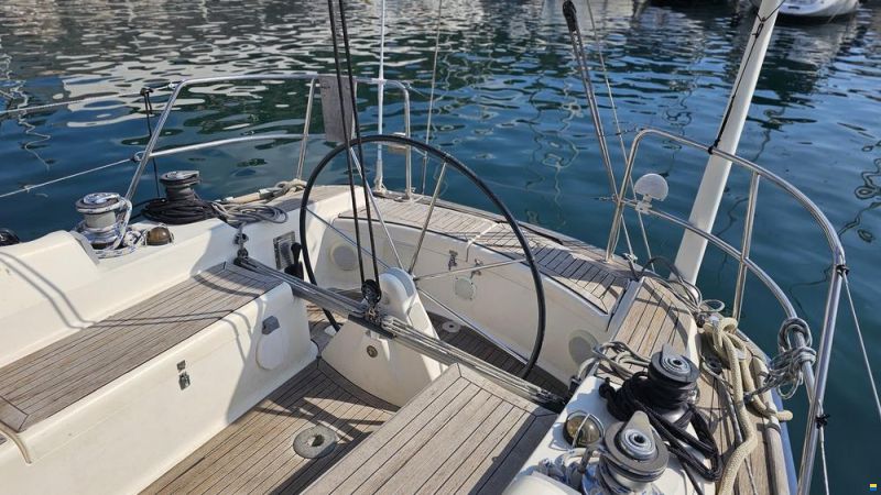 Poncin Diva 38