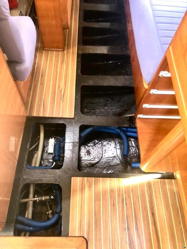 Poncin Diva 38
