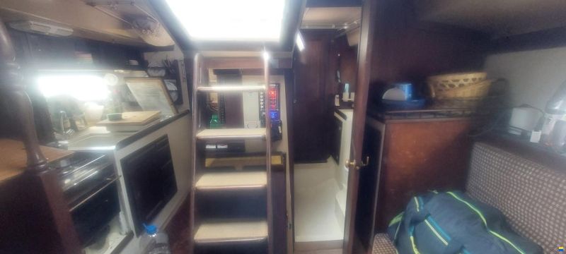 Coronado 35