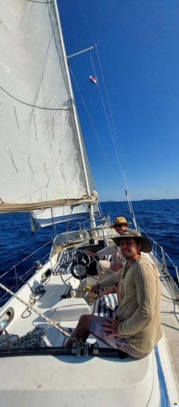 Coronado 35
