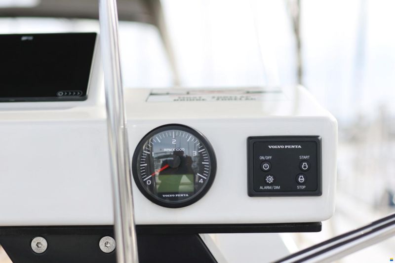 Dufour 530