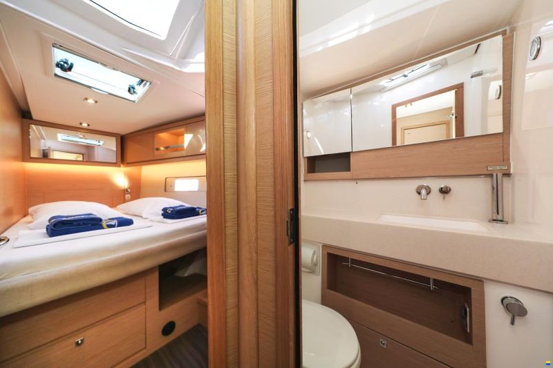 Dufour 530