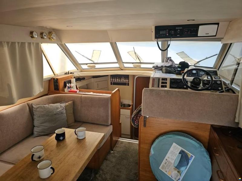 Princess 330 Fly