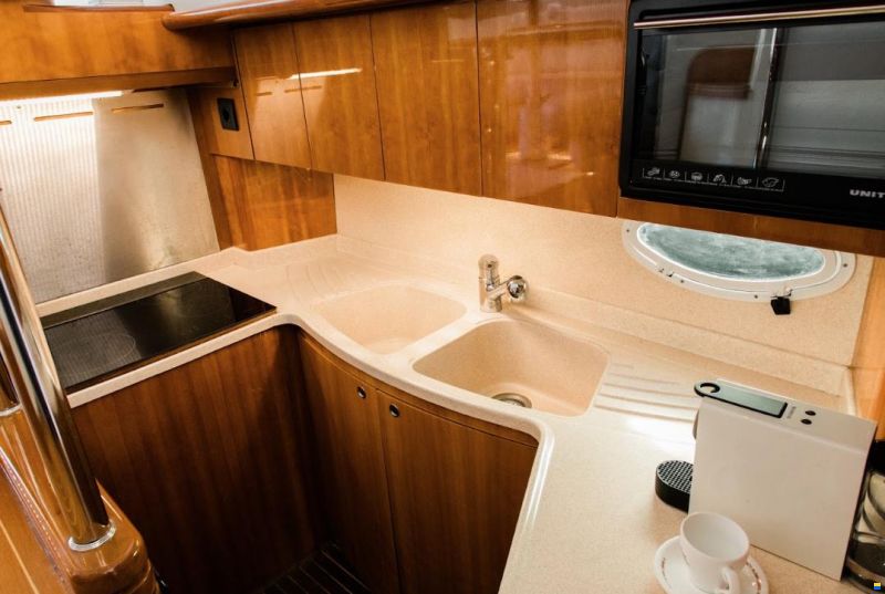 Azimut 46 Fly