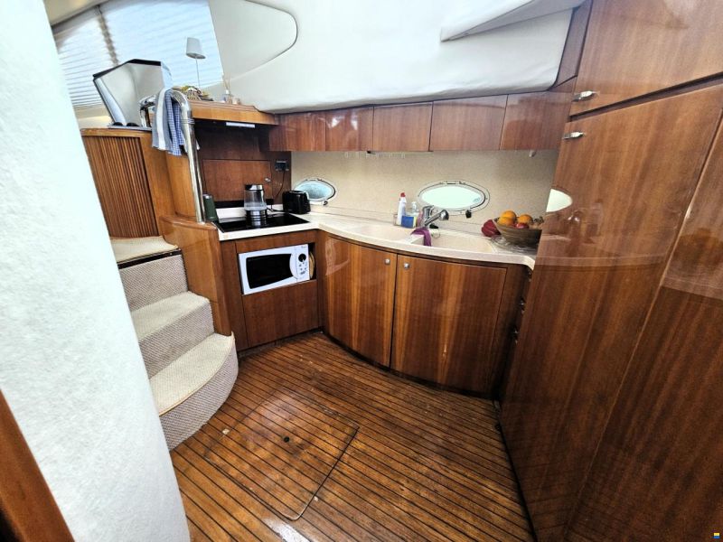 Azimut 46 Fly