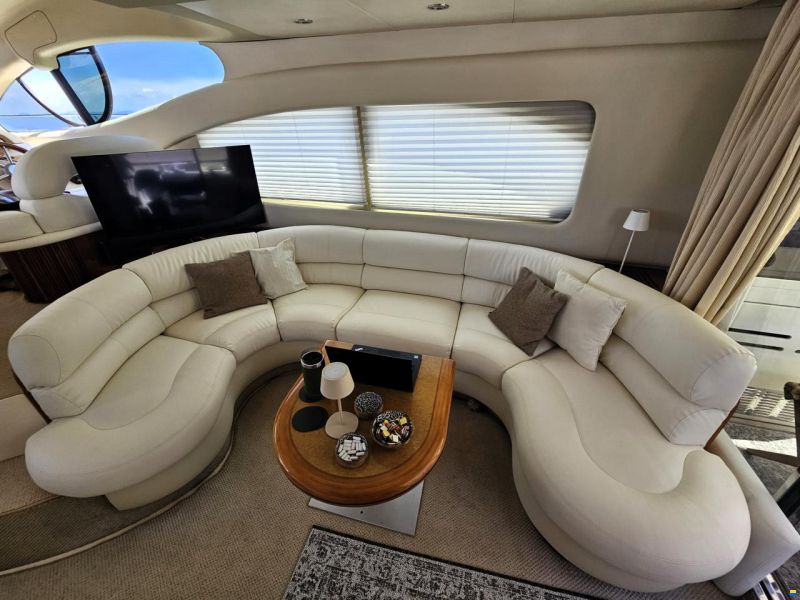 Azimut 46 Fly