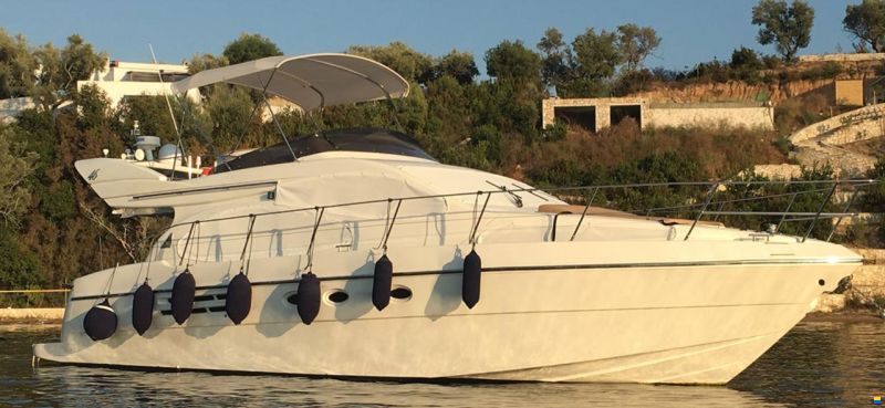Azimut 46 Fly