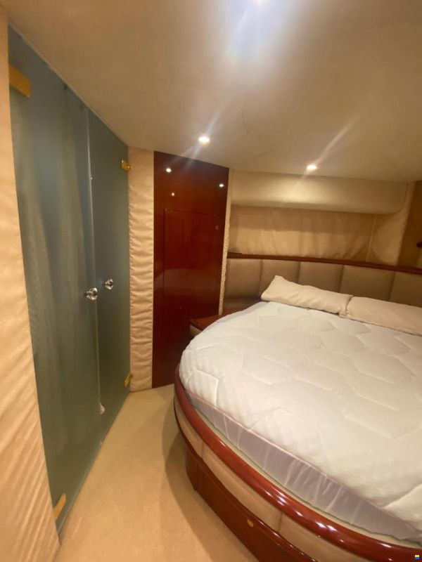 Fairline Squadron 62
