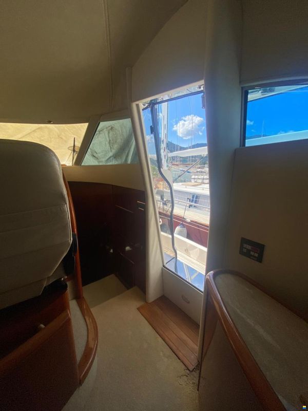 Fairline Squadron 62