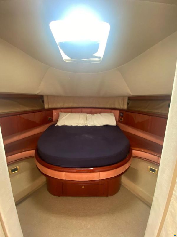 Fairline Squadron 62